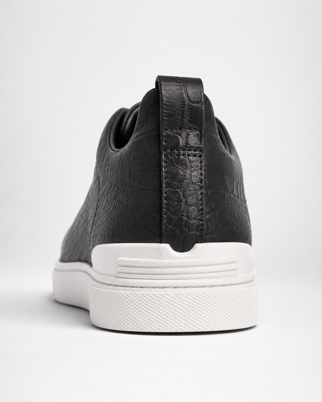 Men’s Black Croc-Effect Slip-On Sneakers - ChatGPT Image Jul 11, 2026, 05 43 39 PM (8)