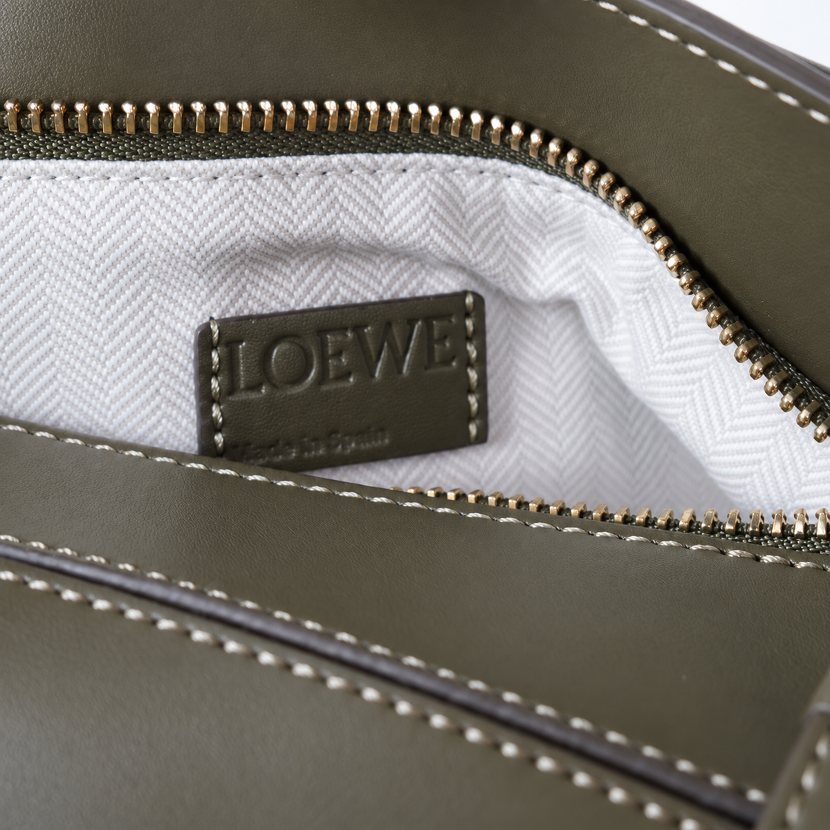 LOEWE Olive Geometric Top-Handle Bag - image 5