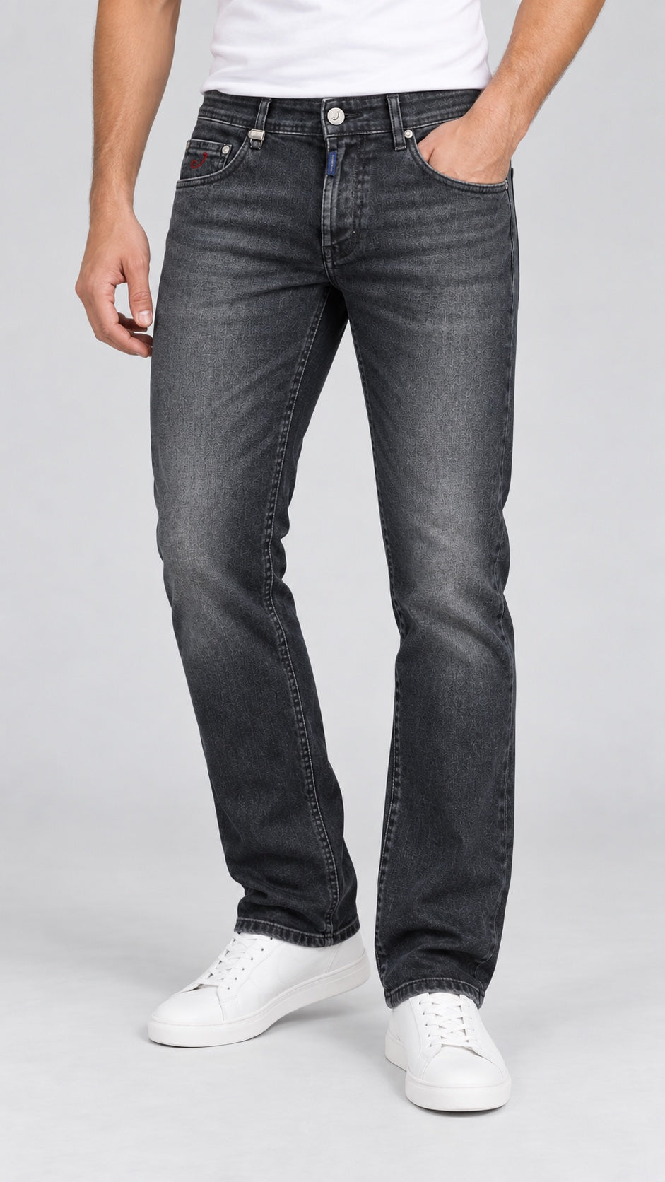 Men’s Straight-Fit Jeans – Smoky Charcoal Grey - angled front
