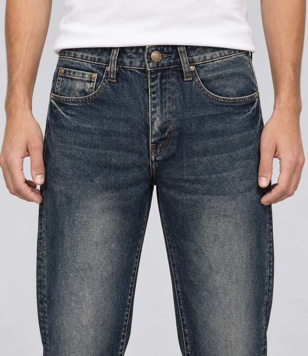 Men’s Straight-Fit Jeans – Dark Washed Indigo - front detail