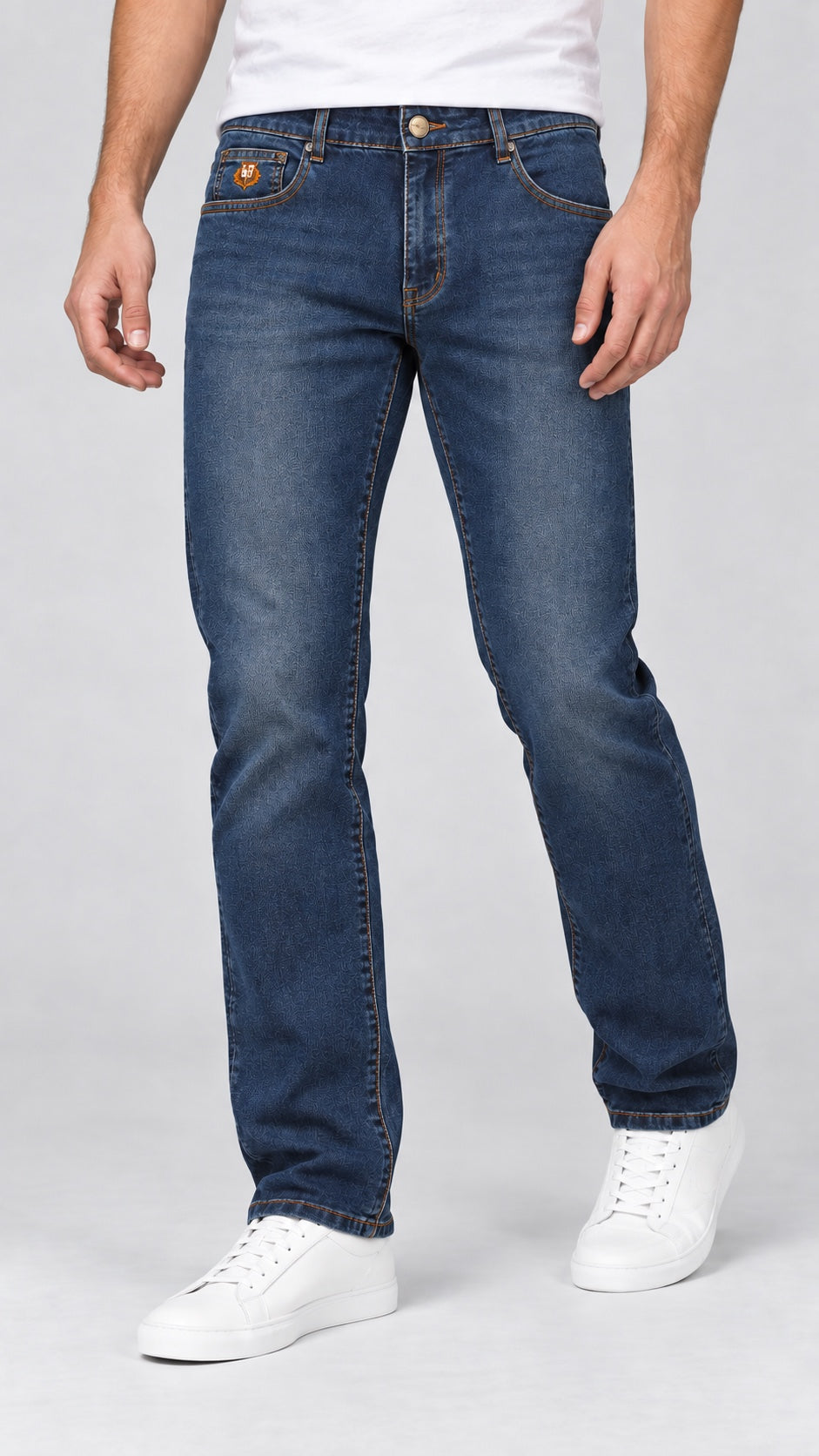 Men’s Straight-Fit Jeans – Classic Indigo Blue - angled front