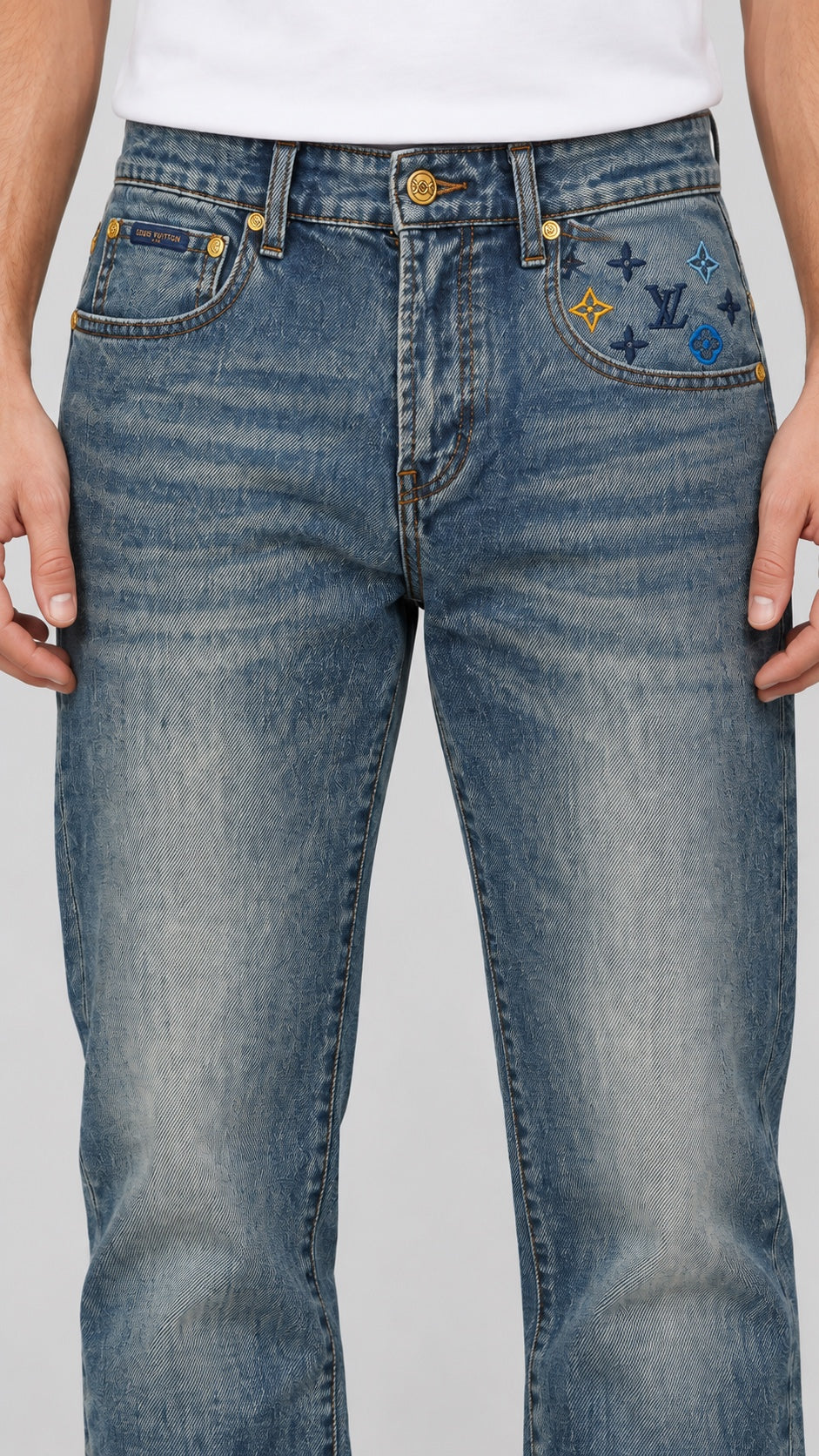 Men’s Straight-Fit Jeans – Vintage Washed Blue - front detail
