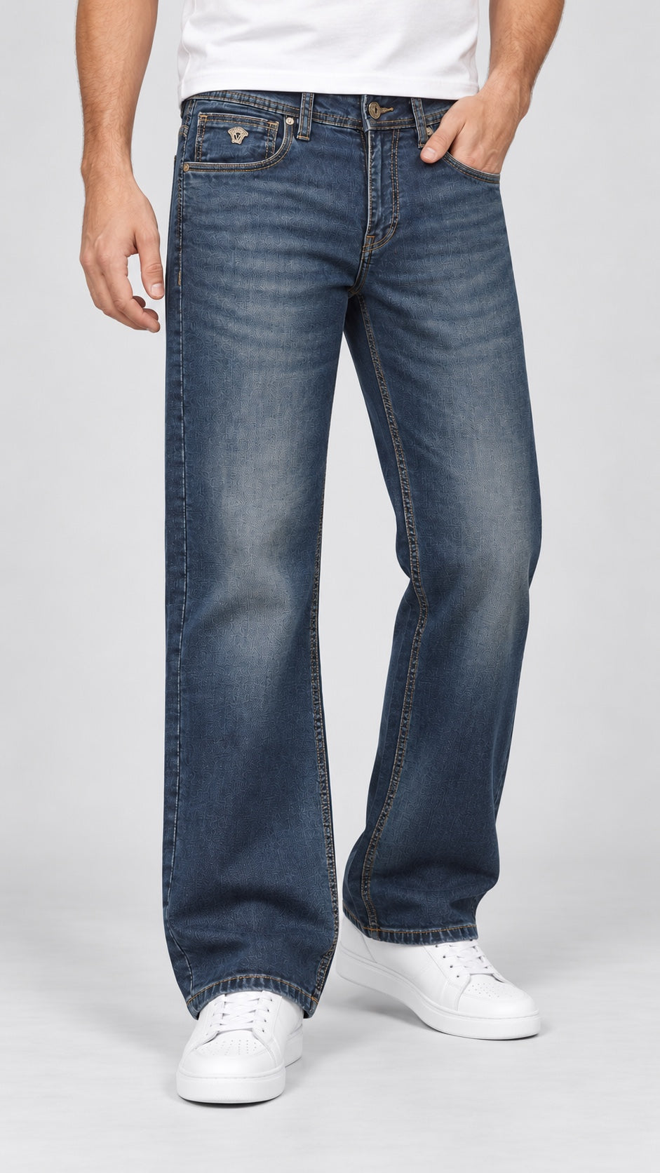 VRSC — Men’s Wide-Bottom Straight-Fit Medusa Jeans – Vintage Blue Grey — 03 angled front view
