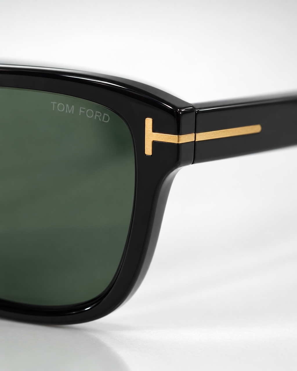 tom ford frances ft1081 01c rectangular sunglasses — 04-logo-hinge-detail.png