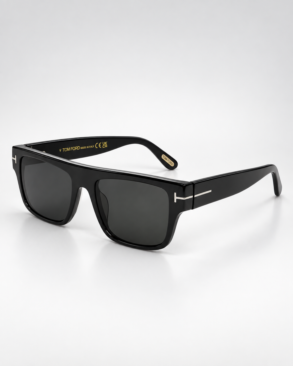 tom ford ft0907 c001 sunglasses — 45 degree product view