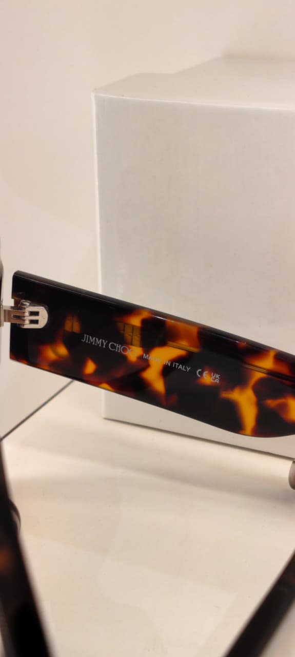 JCH — Tortoiseshell Gradient Square Sunglasses – Model 3 - actual product photograph 2