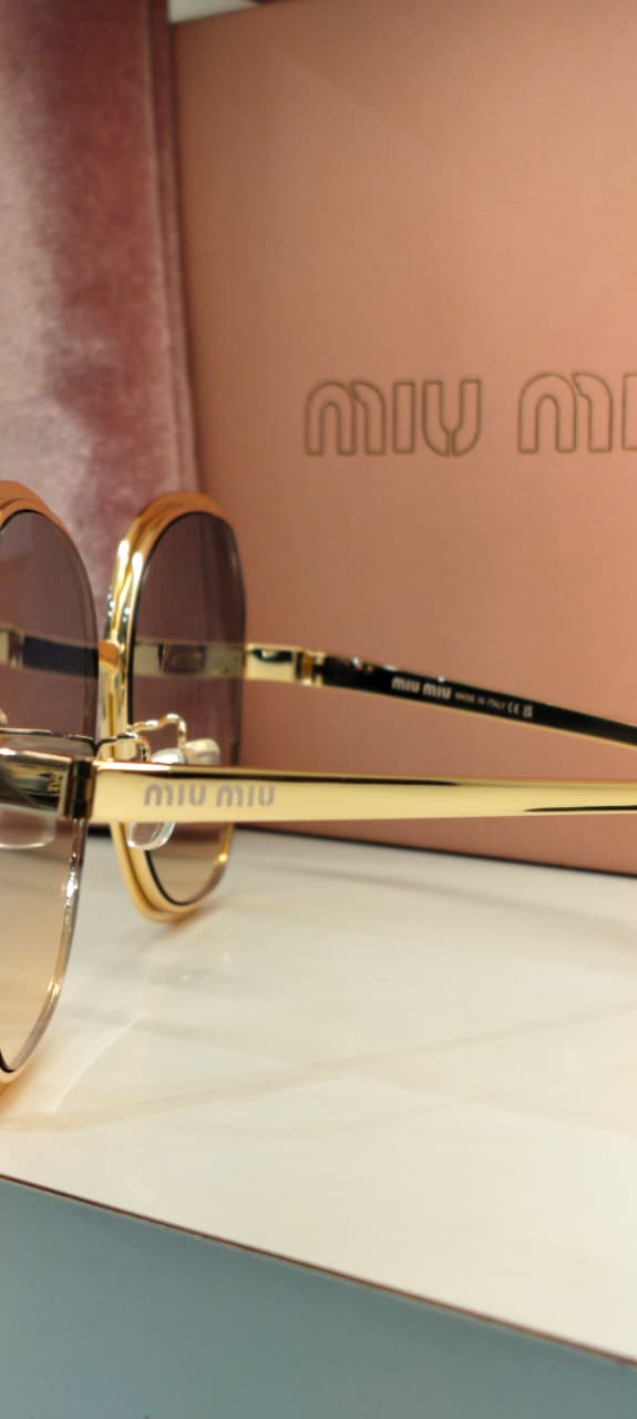 MM — Gold Brown Gradient Round Sunglasses – Model 4 - actual product 2