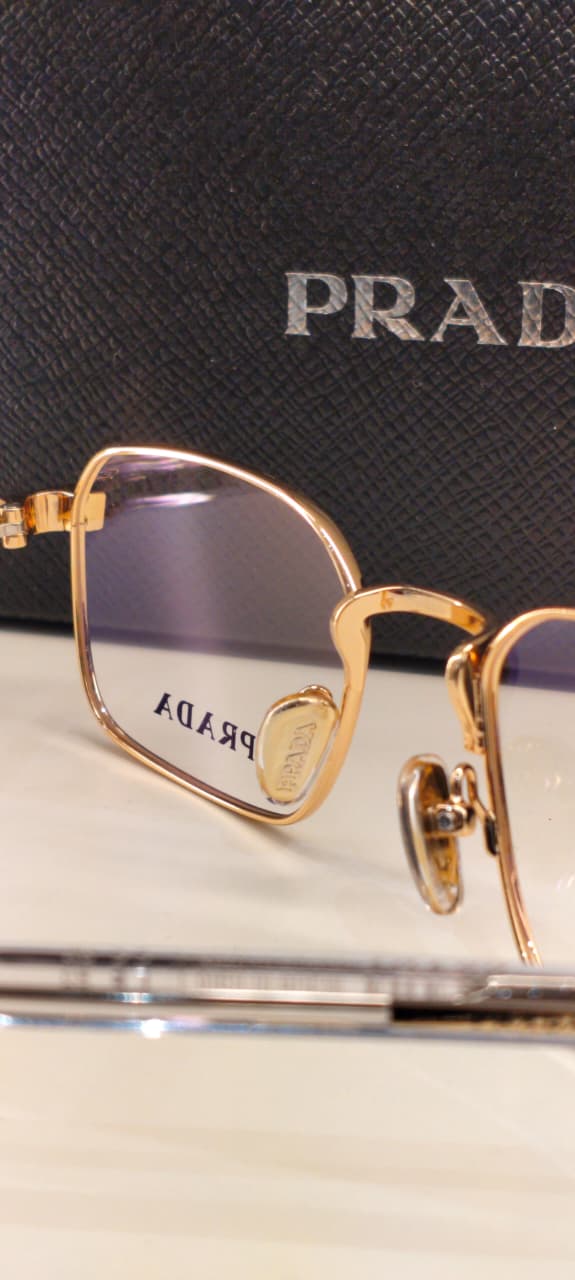 PRD — Gold Gradient Rectangular Sunglasses – Model 2 - actual product 2